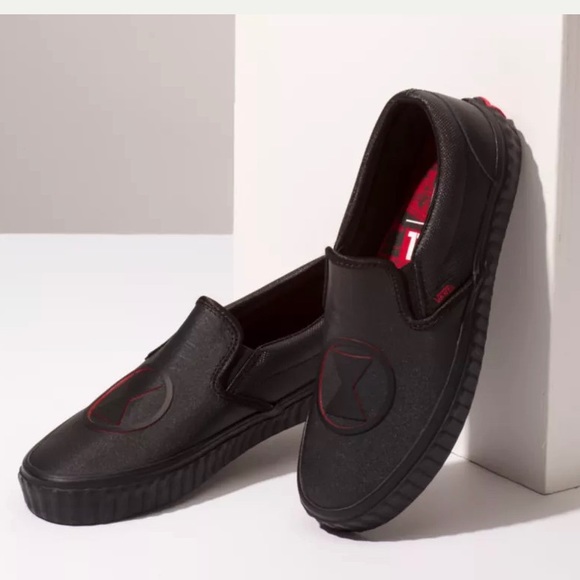 VANS X MARVEL SLIP-ON - Picture 5 of 9